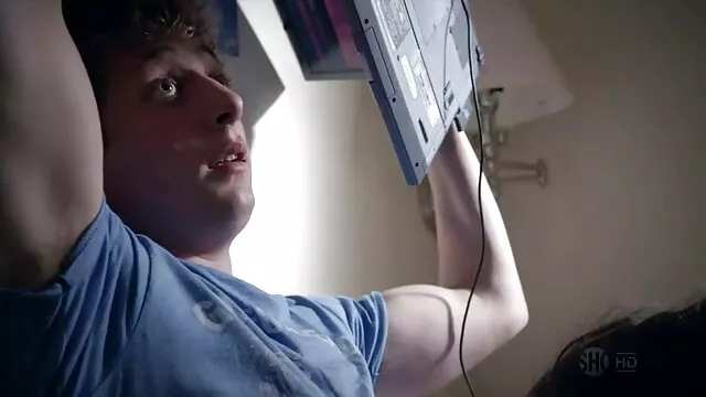 dá uma vídeo de pornô mulher transando com cachorro grande cabeça