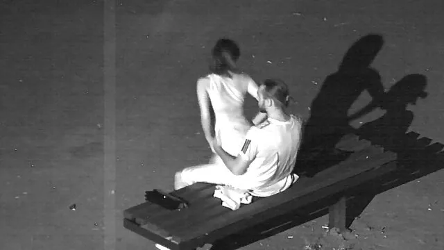 Loira e fodida por um homem mais videos de sexo anal violento velho