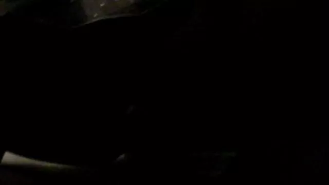 A jovem loira perfurou a sua rata apertada num vídeo de sexo caseiro videos penograficos exclusivo em vídeo Amador.