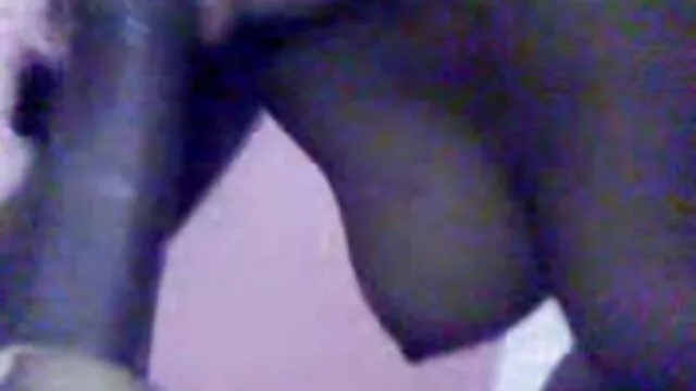 A Busty video sexo brasileira milf monta o pau duro do enteado