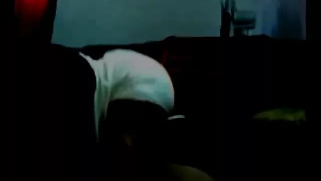 Um encontro às cegas com a Lilith. Ele fode os dois concorrentes! vídeo pornô de deborah secco
