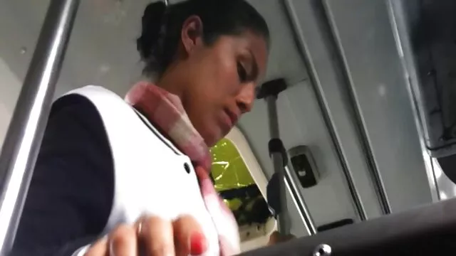 Giroscópio com enorme estrangulamento e squash em vídeo video sexo online POV