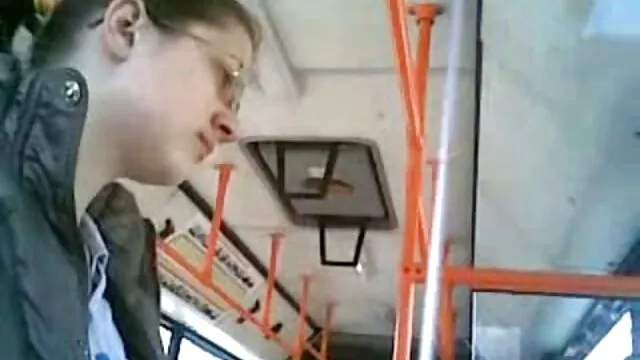 Humilhado vídeo de pornô de 18 anos e humilhado