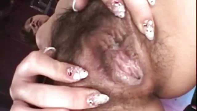 O homem com vidios pornor tesão erito fode Mamas Enormes de lindas Milf japonesas e cúmulos com elas.