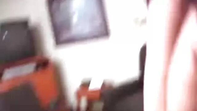 Risky BJ on videos de sexo samba the waterfront-Sexy Yum Yums
